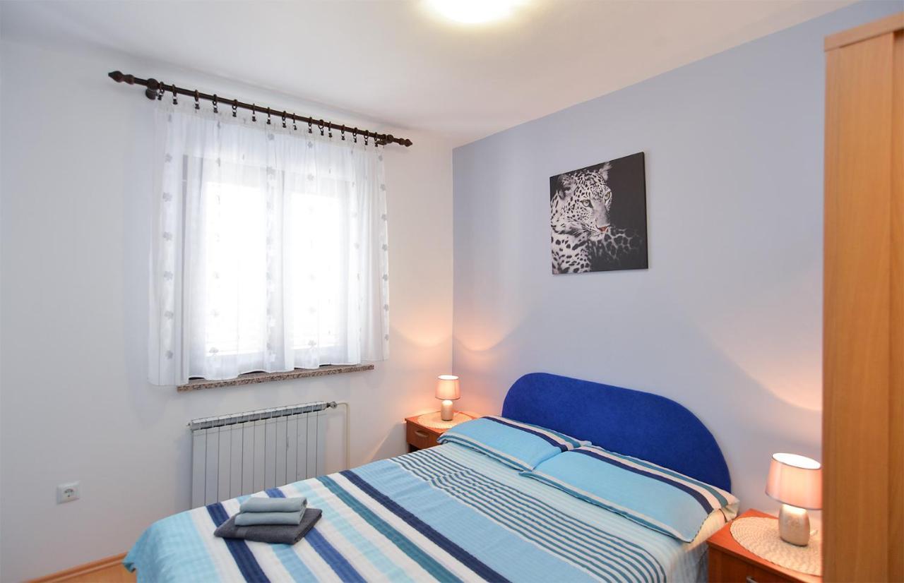Apartments Milka 2074 Porec Exterior photo